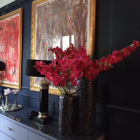 F - Louvre Museum - Shared Bathroom With Host Δωμάτια σε οικογενειακή κατοικία